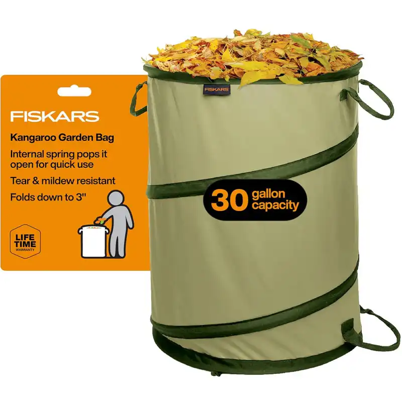 Fiskars 30-Gallon Kangaroo Collapsible Garden Bag